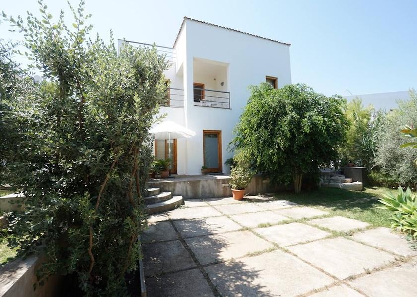 Sicily Altavilla Milicia Exterior Detail