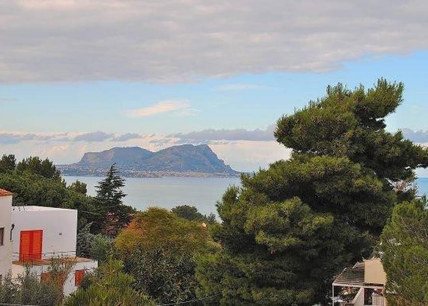 Sicily Altavilla Milicia Exterior Detail