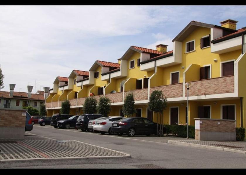 Veneto Rosolina Facade