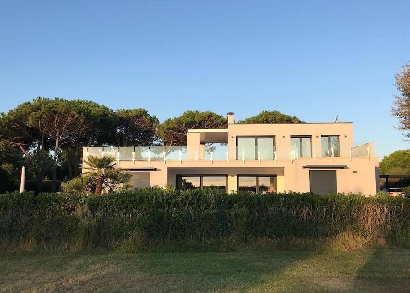 Veneto Rosolina Exterior Detail