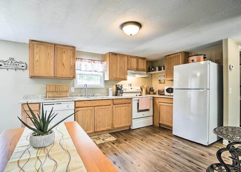 North Carolina Lillington Interior Entrance