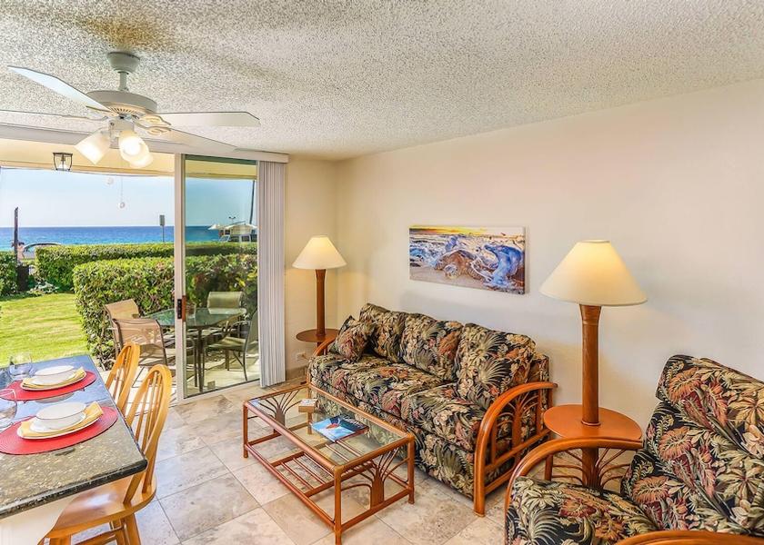 Hawaii Kailua-Kona Living Area