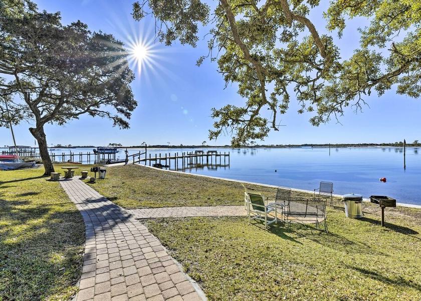 Florida Mary Esther Interior Entrance