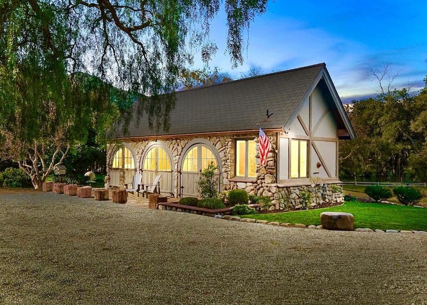 California Carmel Valley Exterior Detail