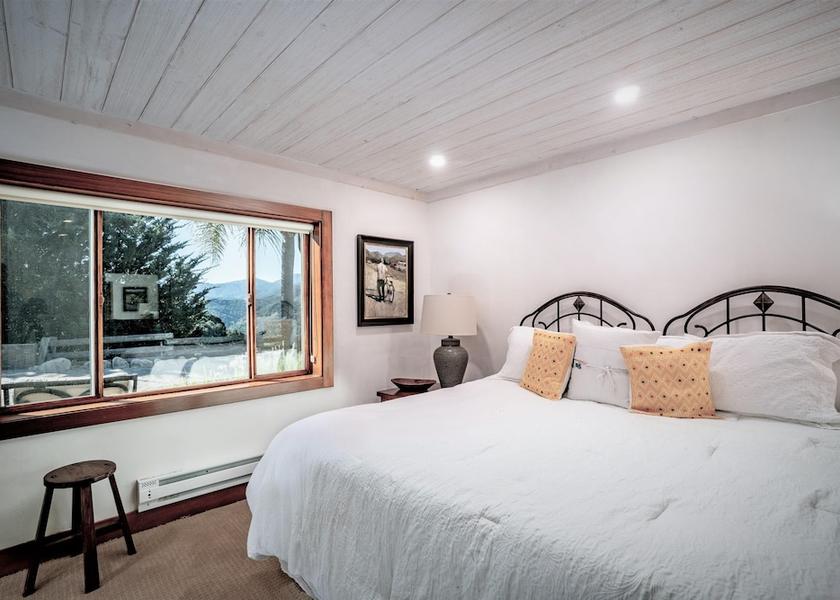 California Carmel Valley Room