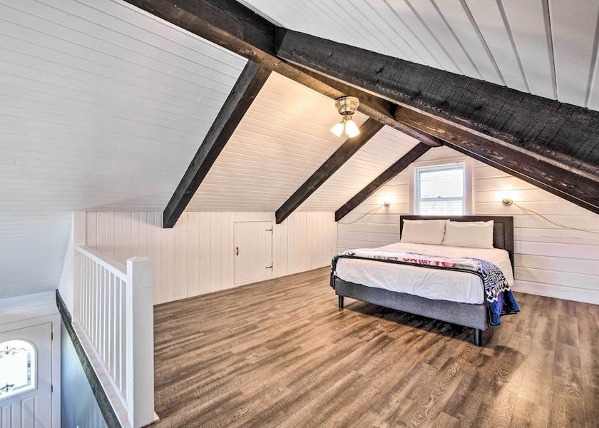 Ohio Massillon Interior Entrance