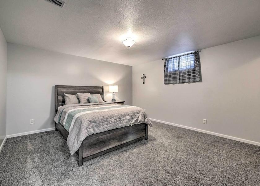 Ohio Massillon Interior Entrance