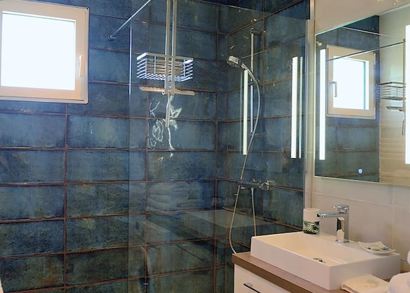 Nouvelle-Aquitaine La Teste-de-Buch Bathroom