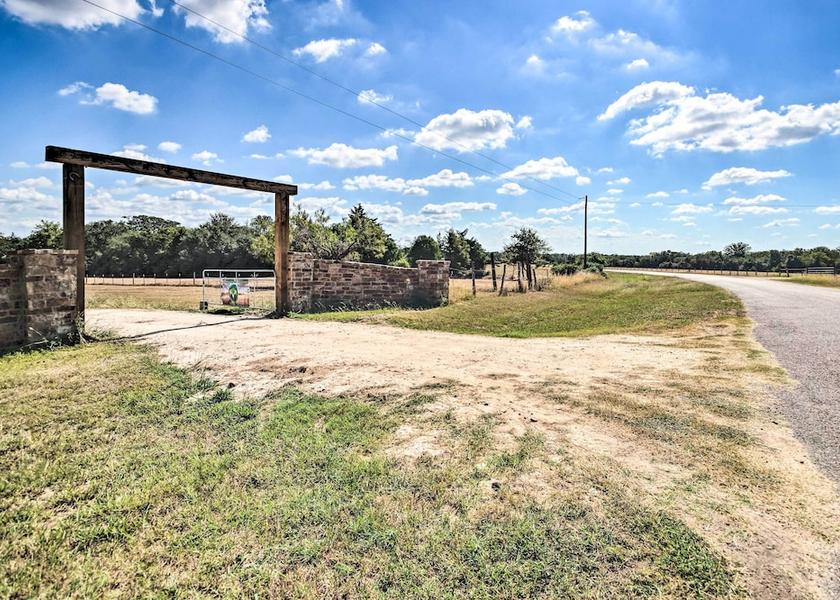 Texas Weimar Interior Entrance