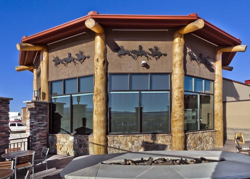 Wyoming Lander Outdoor Dining
