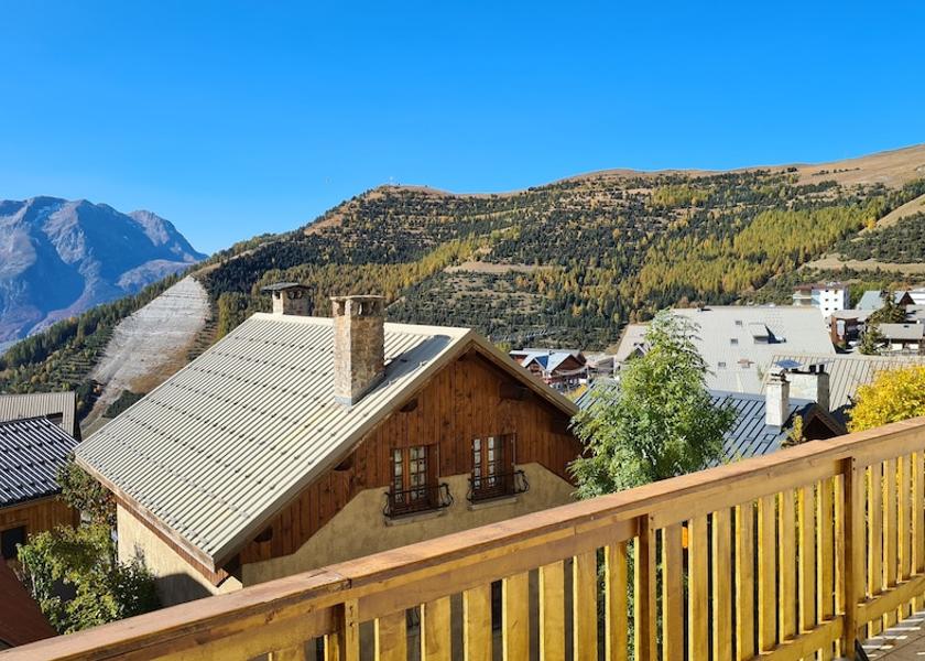 Auvergne-Rhône-Alpes Huez Terrace