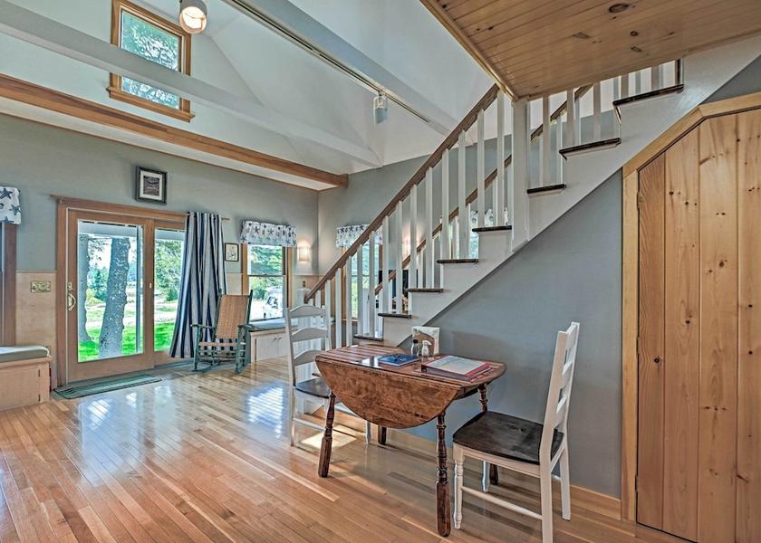 Connecticut Stonington Interior Entrance