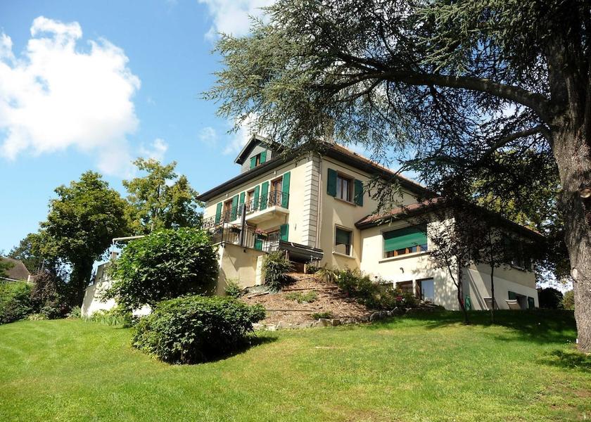 Auvergne-Rhone-Alpes Ambilly Facade