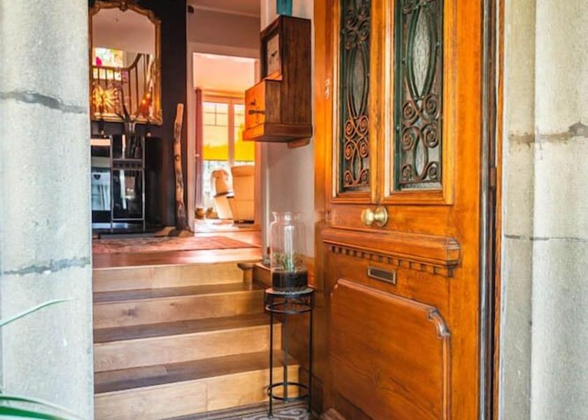 Auvergne-Rhone-Alpes Ambilly Interior Entrance