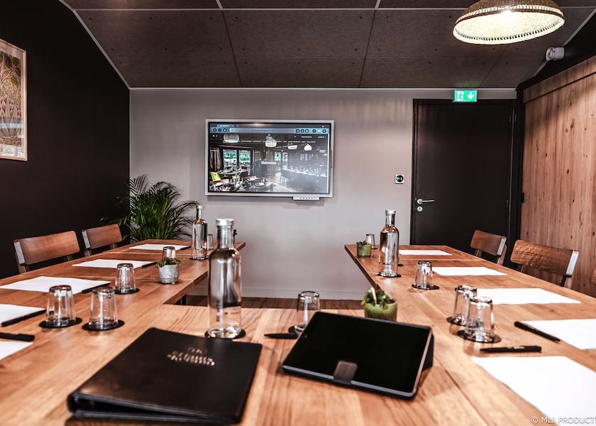 Brittany Paimpol Meeting Room