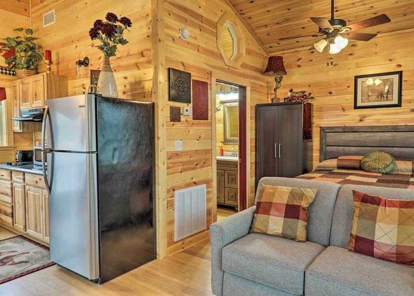 Arkansas Heber Springs Interior Entrance