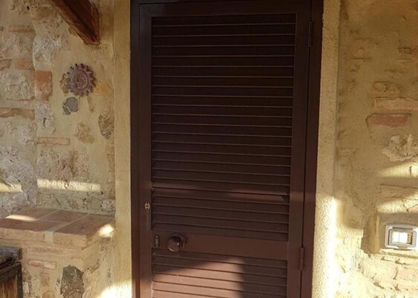 Tuscany Cinigiano Exterior Detail