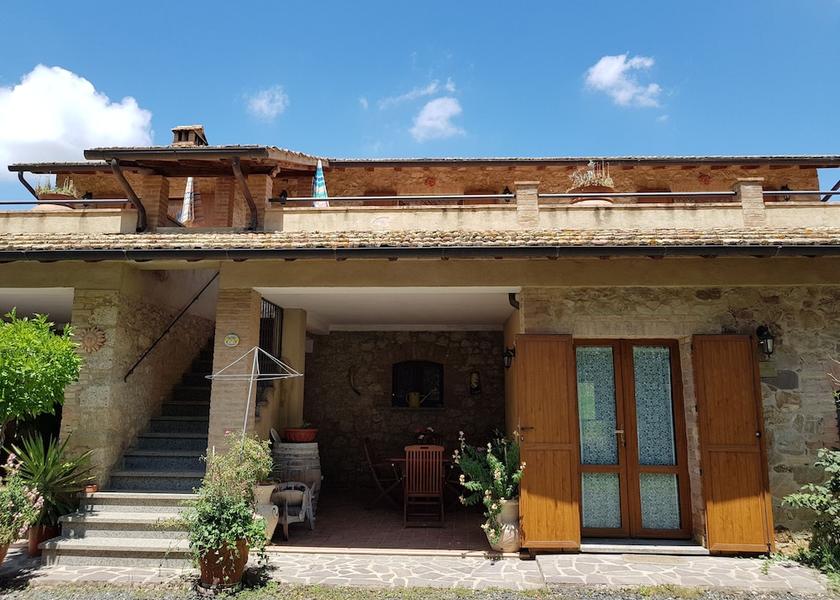 Tuscany Cinigiano Facade