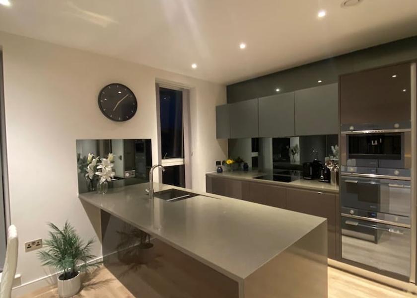 England Brentford Restaurant