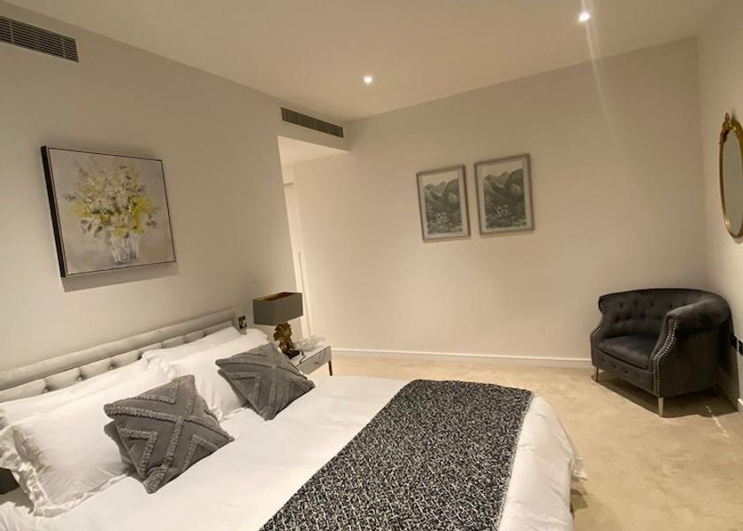 England Brentford Room