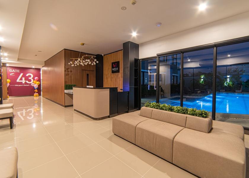 Bangkok Bang Phli Interior Entrance