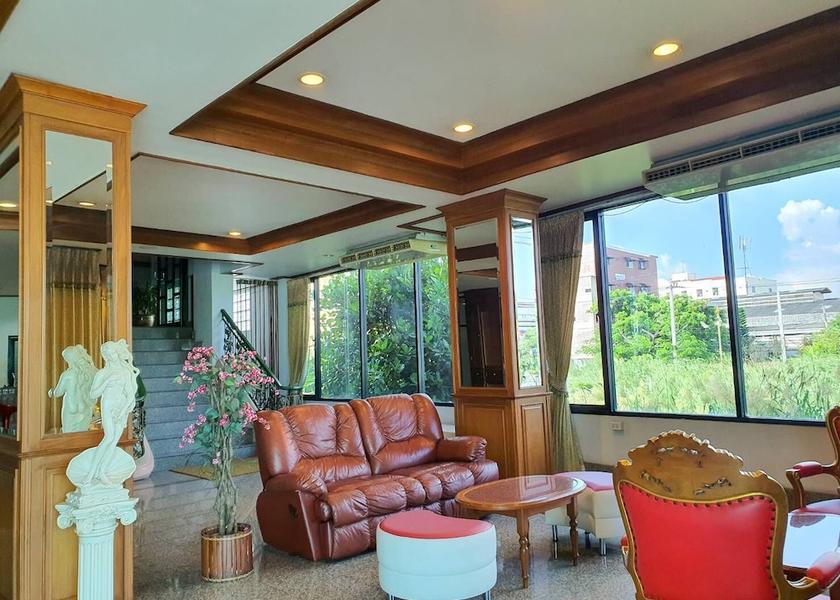 Bangkok Bang Phli Reception