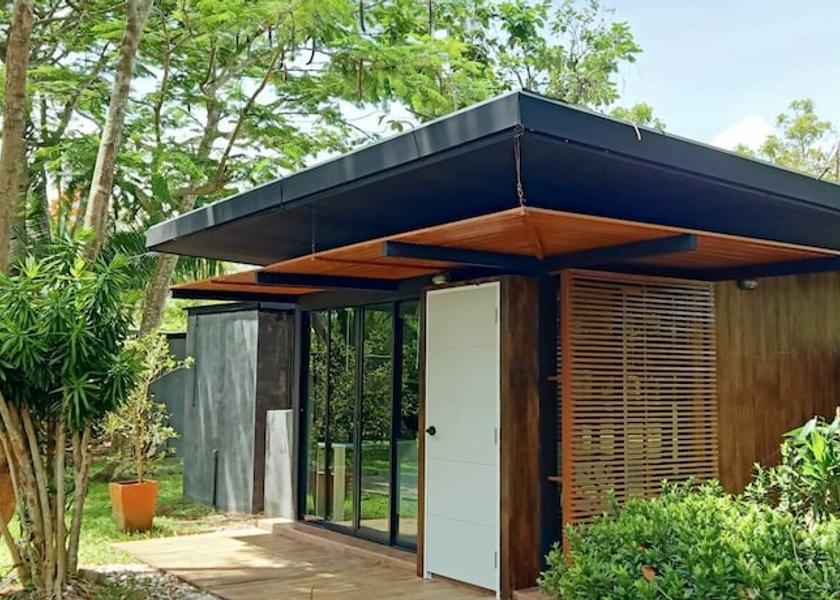 Chonburi Province Sattahip Room