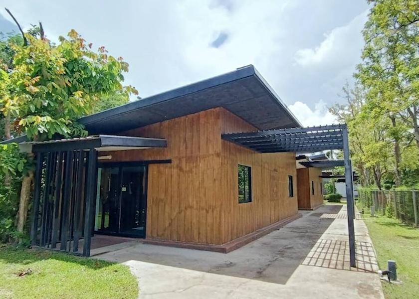 Chonburi Province Sattahip Room