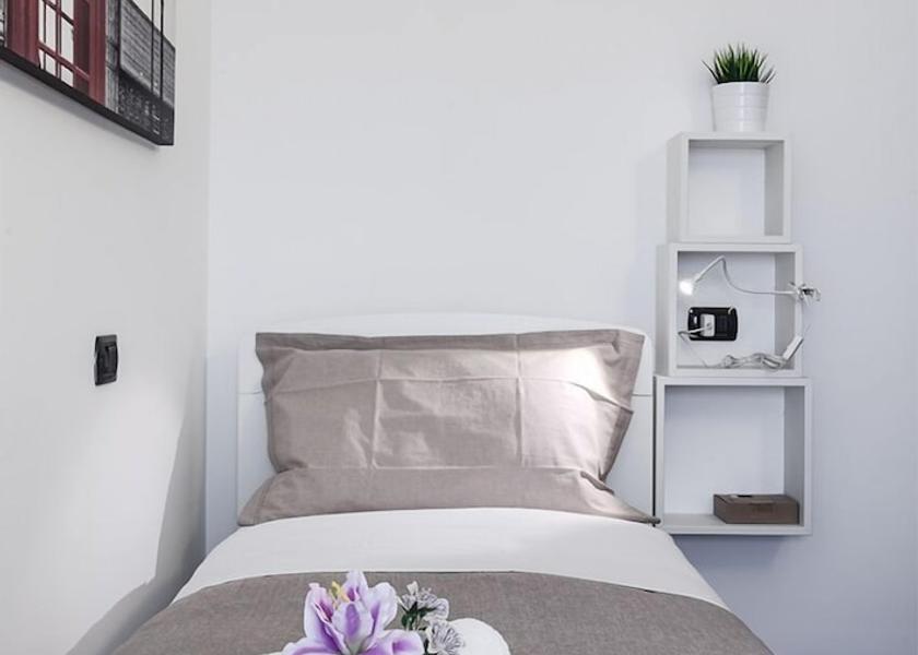 Lombardy Limbiate Room