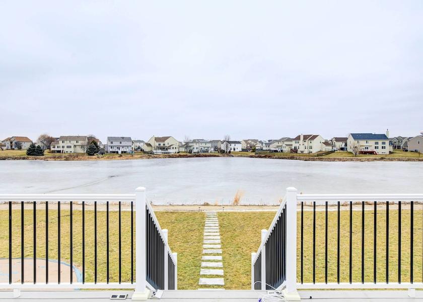 Illinois Yorkville Interior Entrance