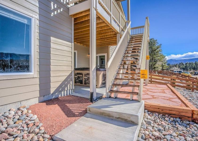 Colorado Monument Exterior Detail