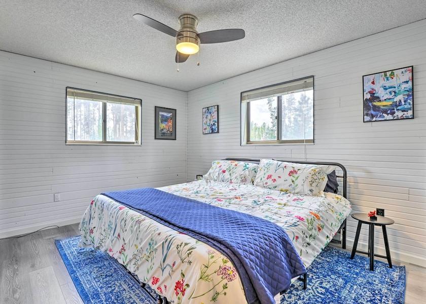 Colorado Grand Lake Interior Entrance