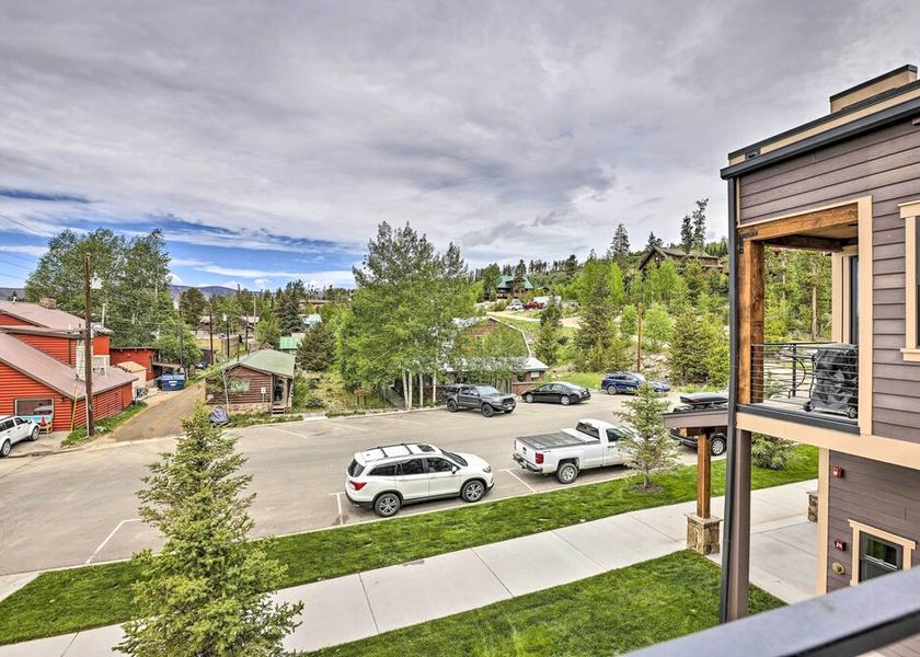 Colorado Grand Lake Interior Entrance
