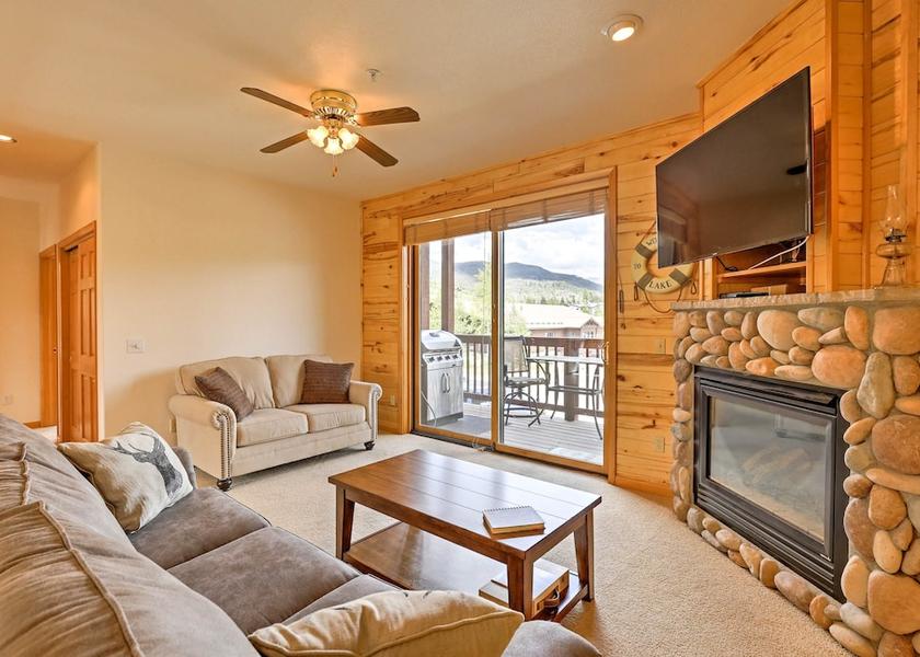 Colorado Grand Lake Interior Entrance