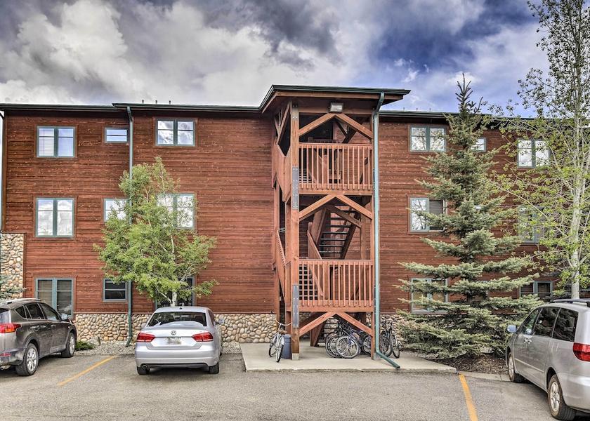 Colorado Grand Lake Interior Entrance