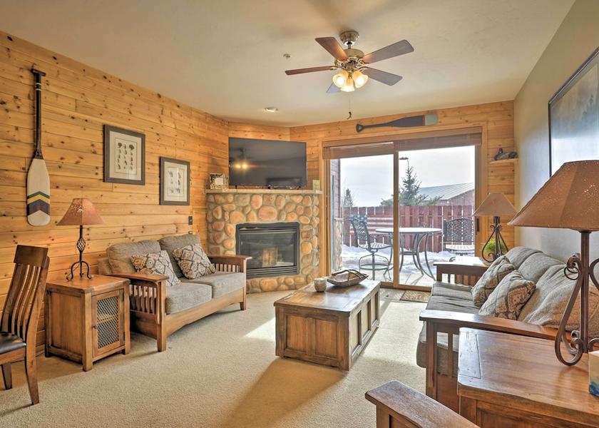 Colorado Grand Lake Interior Entrance