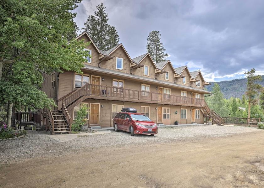 Colorado Grand Lake Interior Entrance