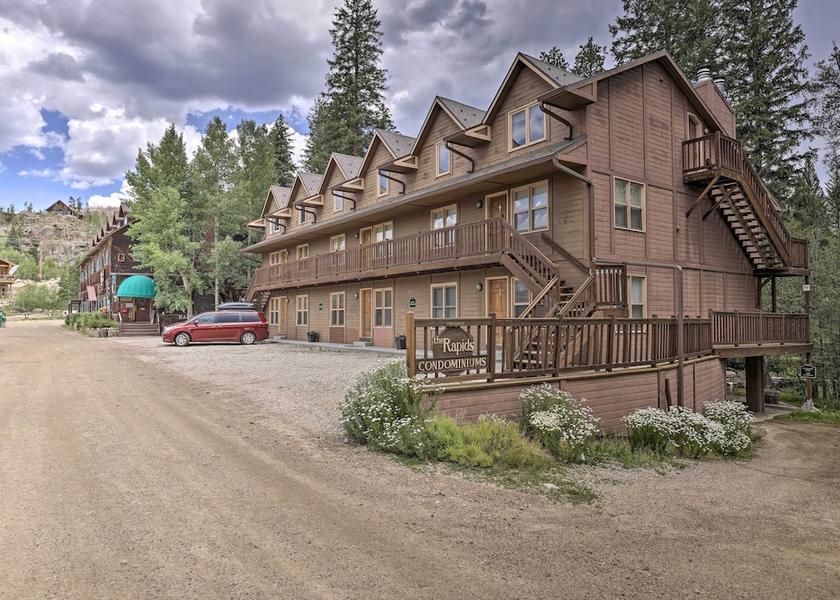 Colorado Grand Lake Interior Entrance