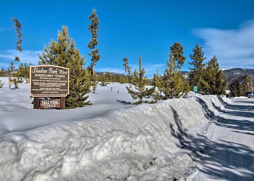 Colorado Grand Lake Interior Entrance