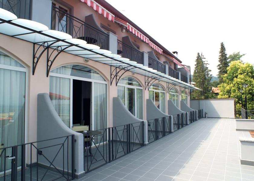 Piedmont Meina Exterior Detail