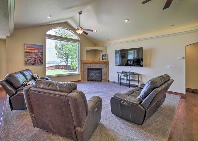 Idaho Rigby Interior Entrance