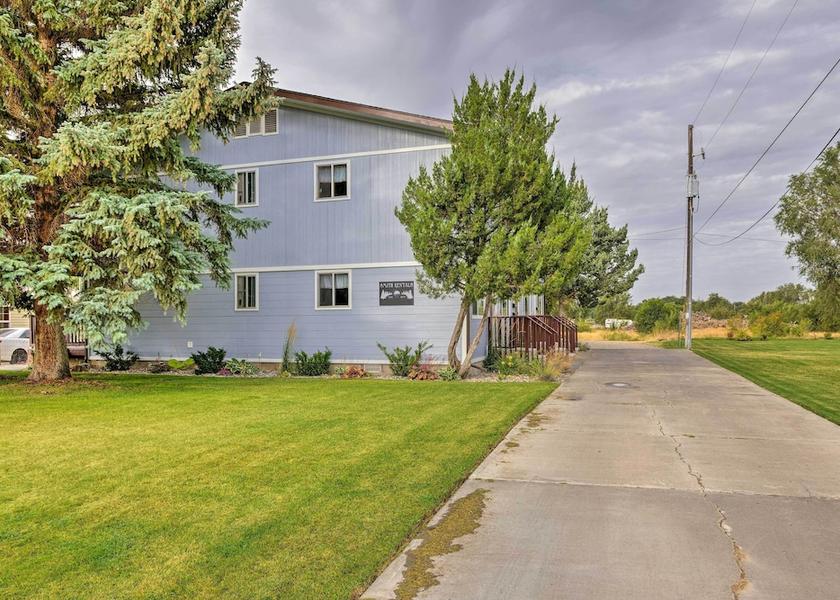 Idaho Rigby Interior Entrance