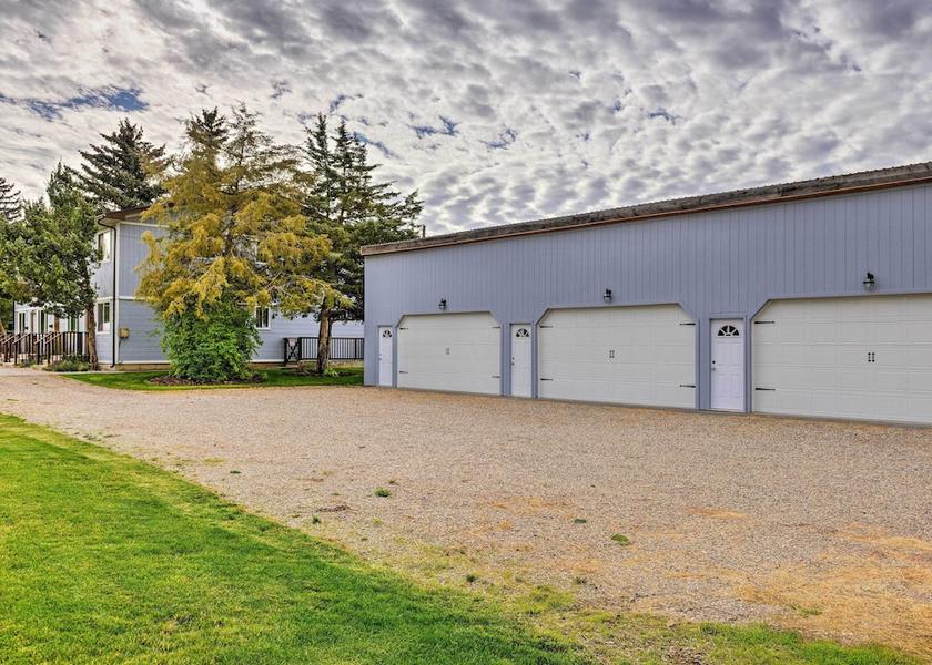 Idaho Rigby Interior Entrance