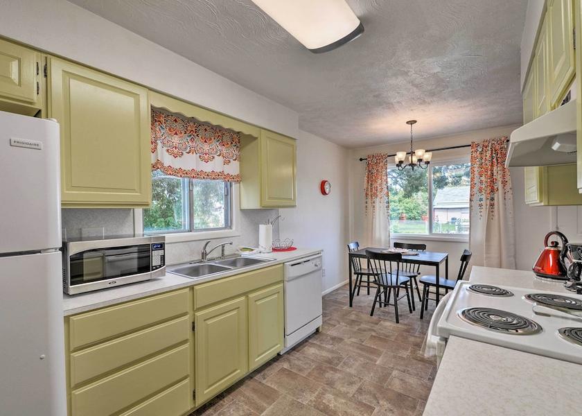 Idaho Rigby Interior Entrance