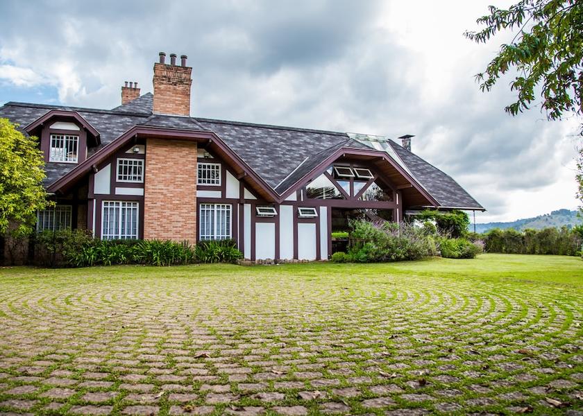 São Paulo State Campos do Jordão Exterior detail