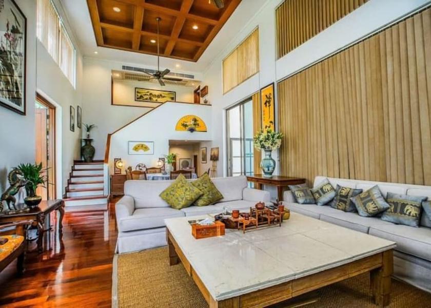 Chonburi Bang Lamung Hallway