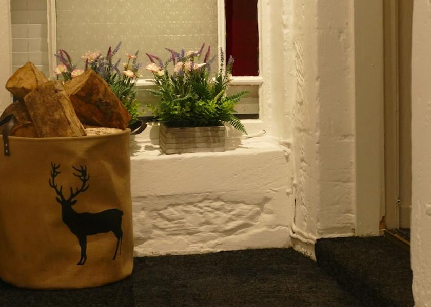 Scotland Carluke Lobby