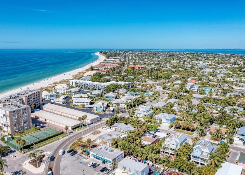 Florida Holmes Beach Beach