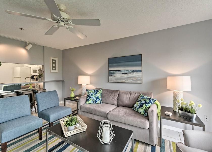 Florida Holmes Beach Interior Entrance