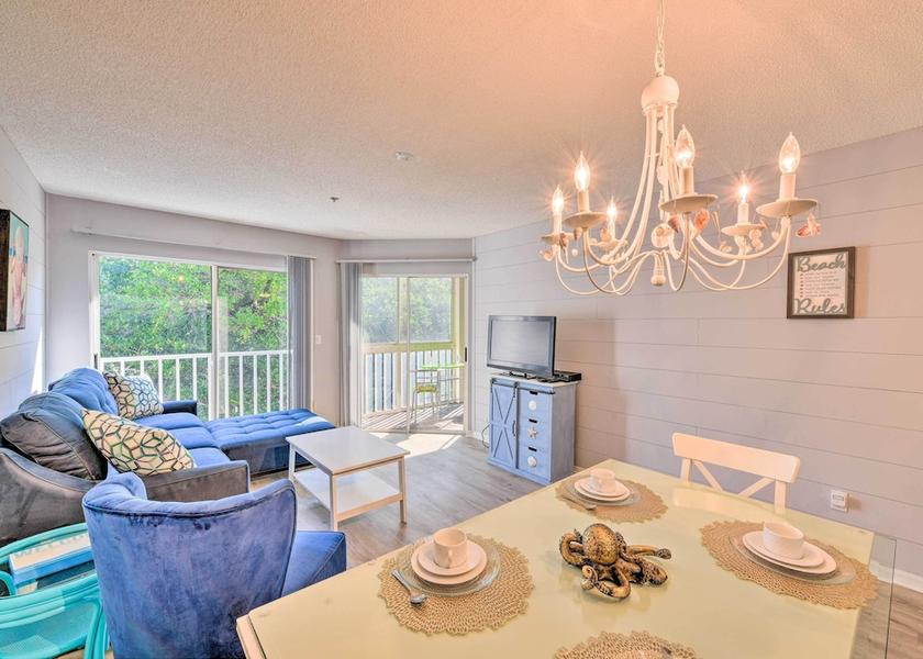 Florida Holmes Beach Interior Entrance